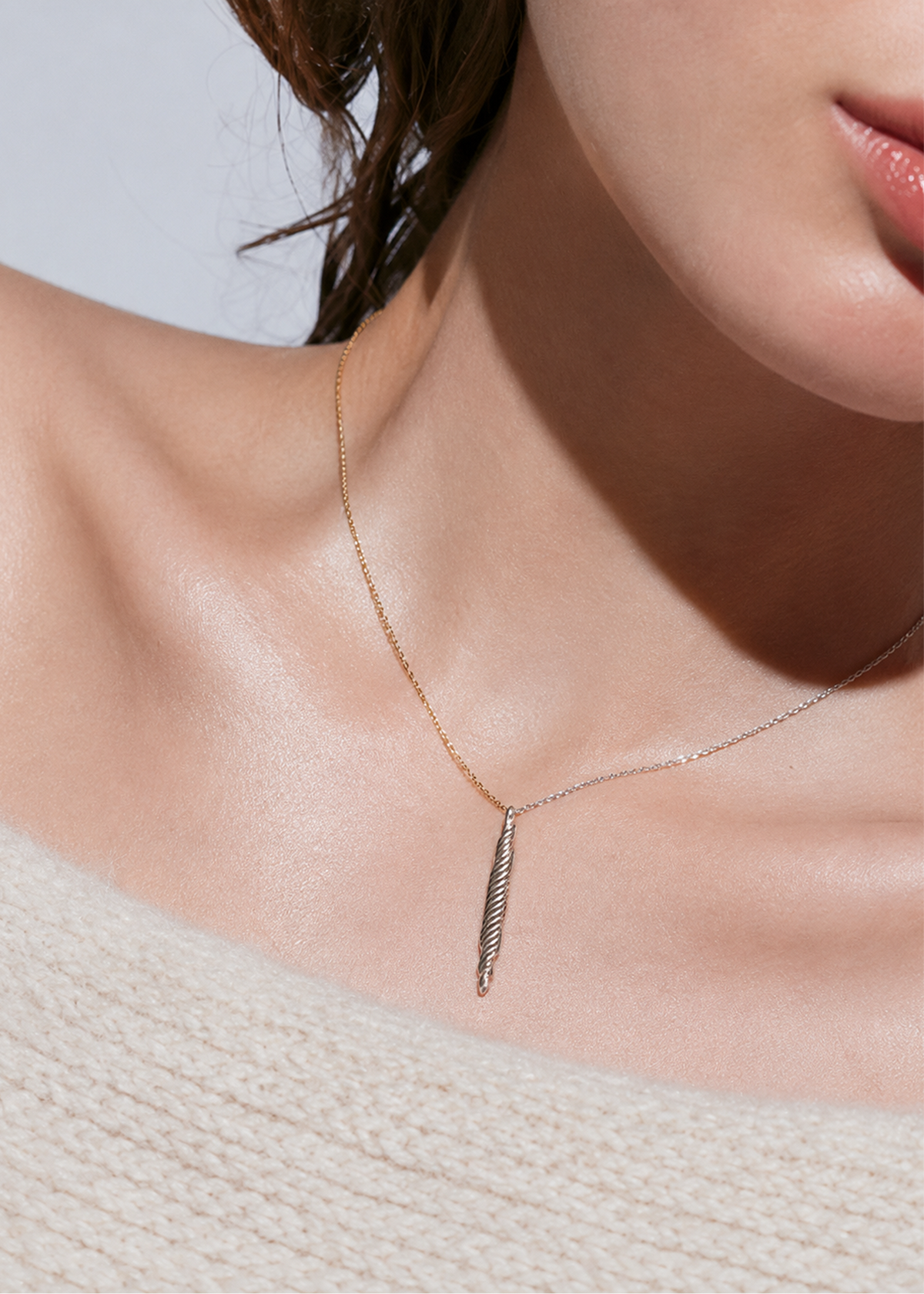 Sleek Wave Pendant Necklace