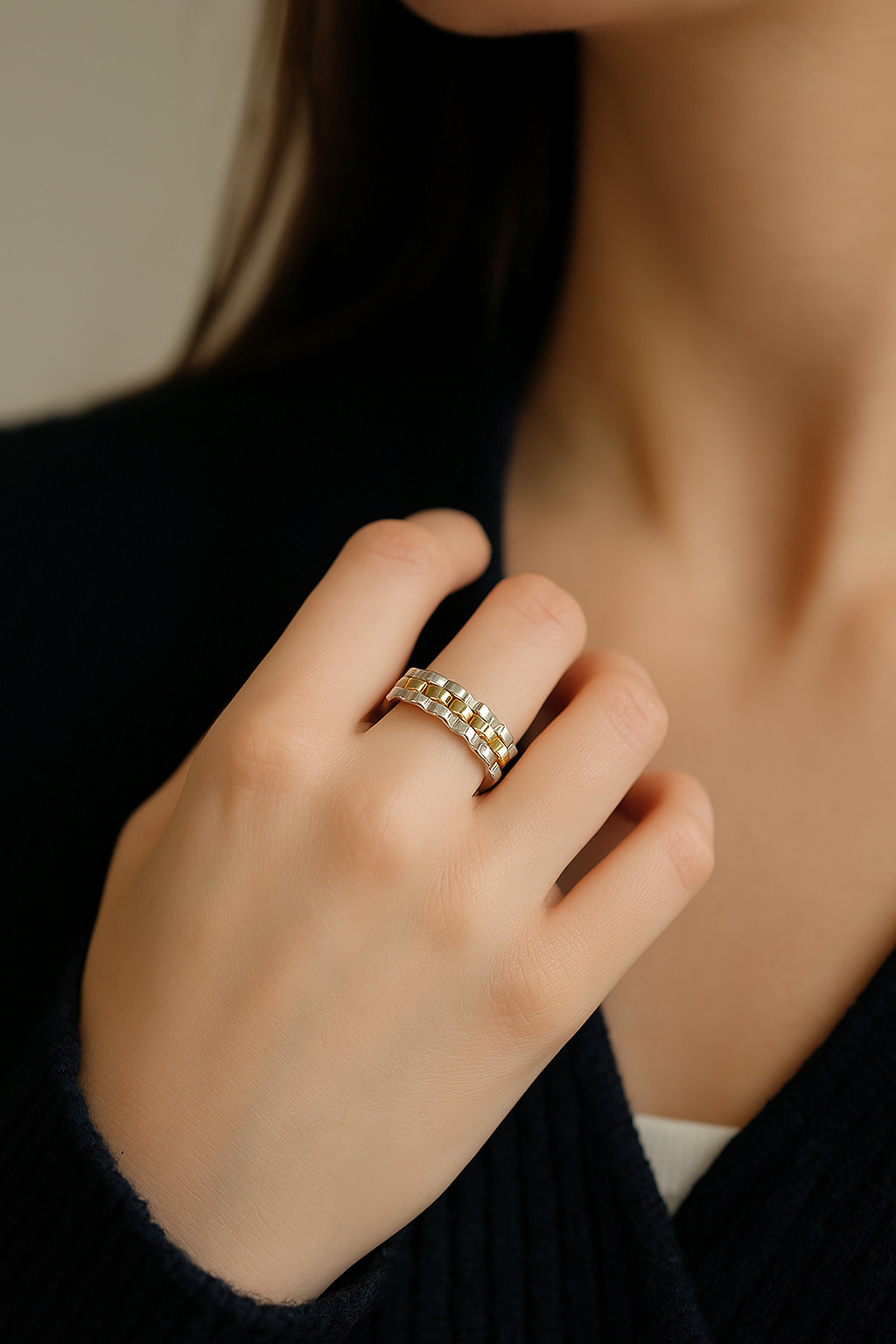 Curve Ring