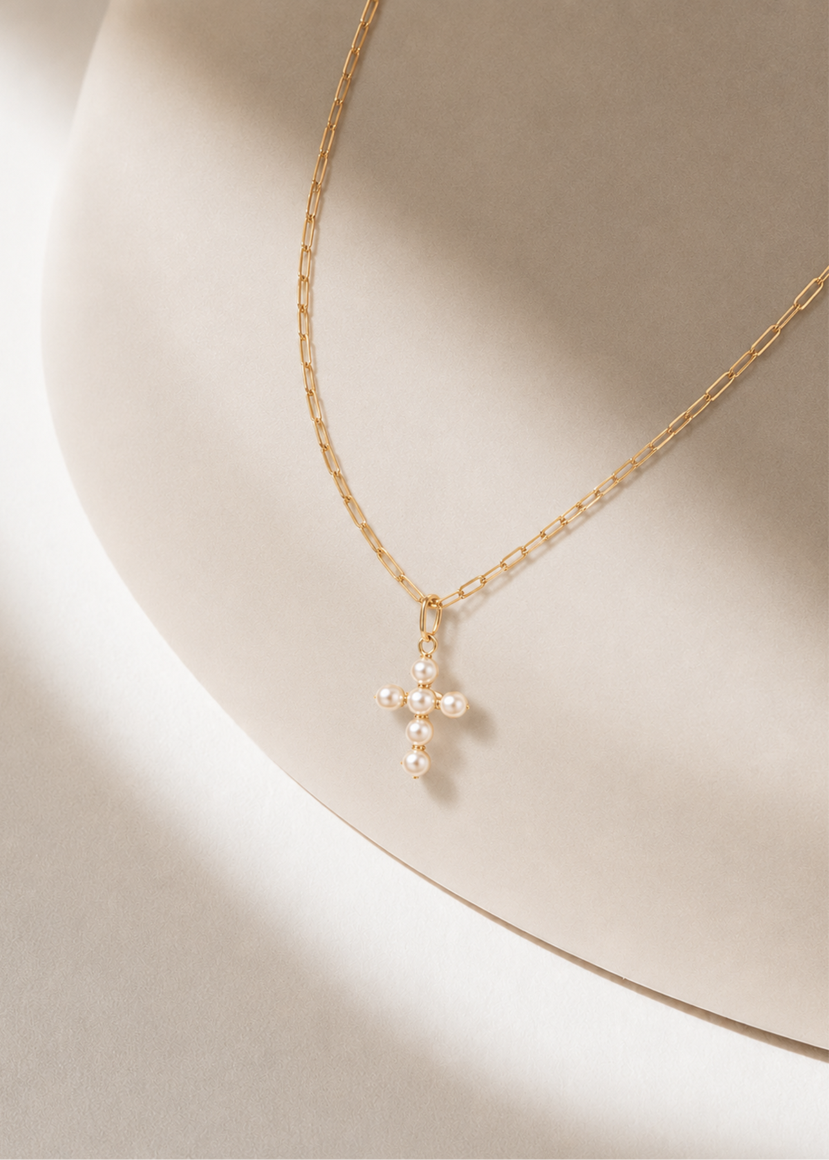 Exquisite Pearl Cross Necklace